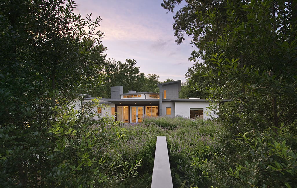 site specific landscape design by Graham landscape architects. Photo: Allen Russ