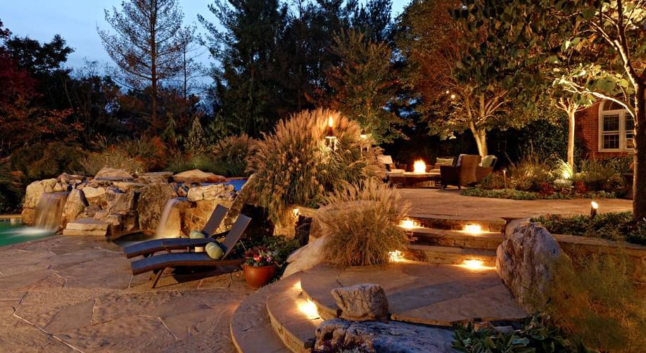 lighting stone steps & pathway