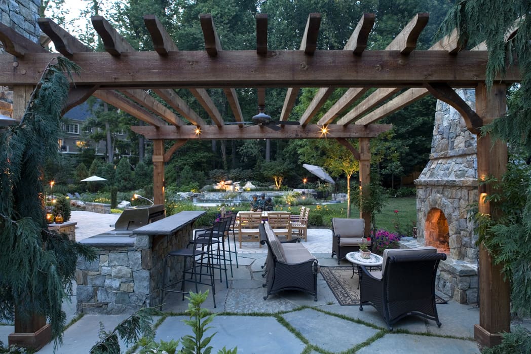 outdoor kitchen under pergola in great falls va