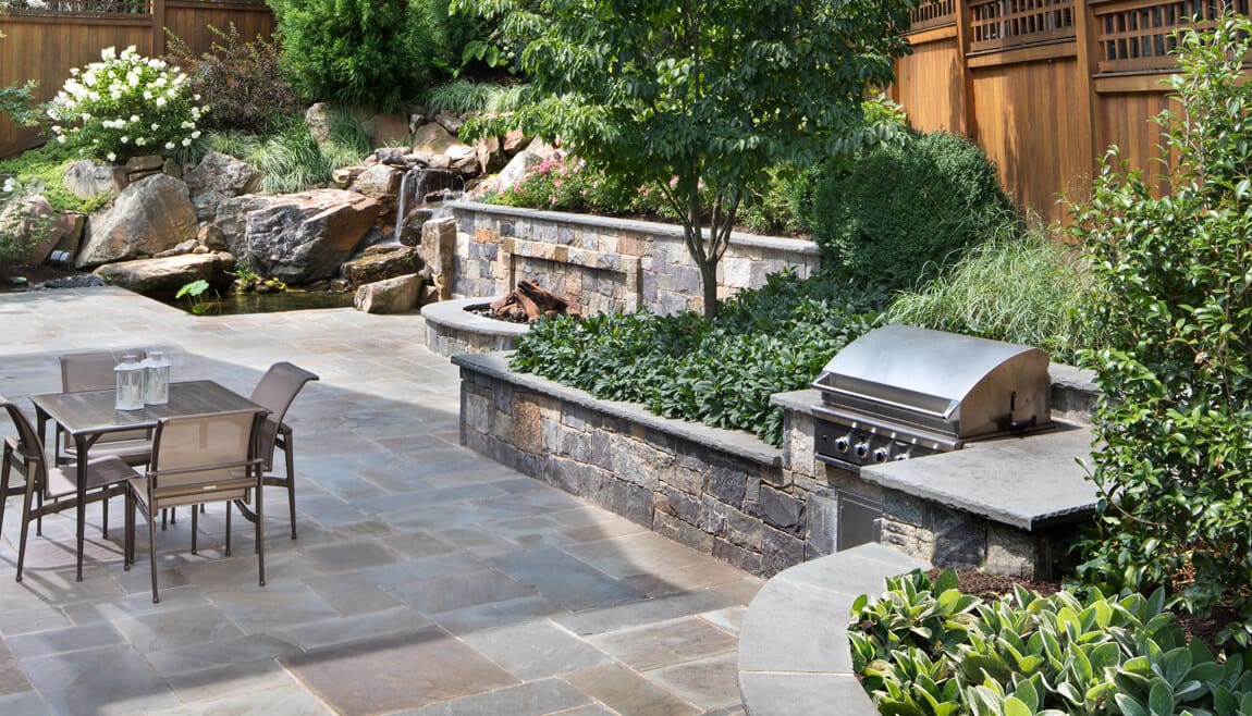 grill station built into retaining wall