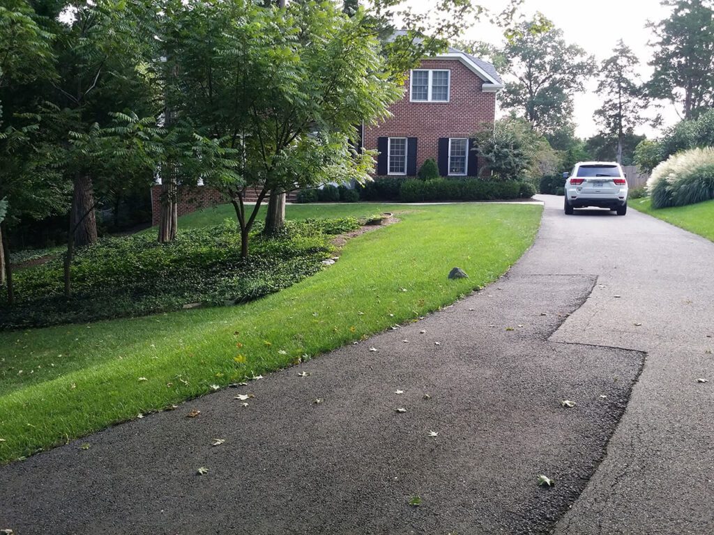 long drive with no turnaround area BEFORE