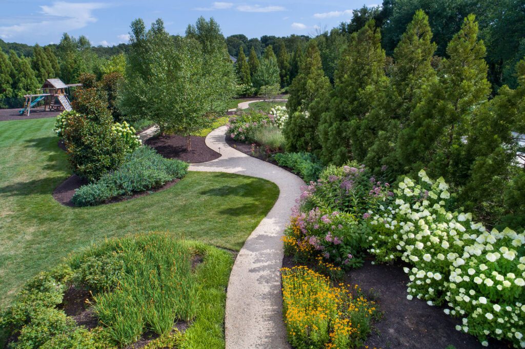 artful garden maintenance McLean Virginia