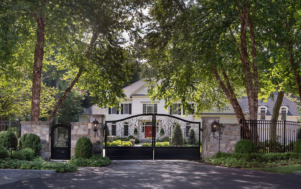 privacy wall and driveway gate