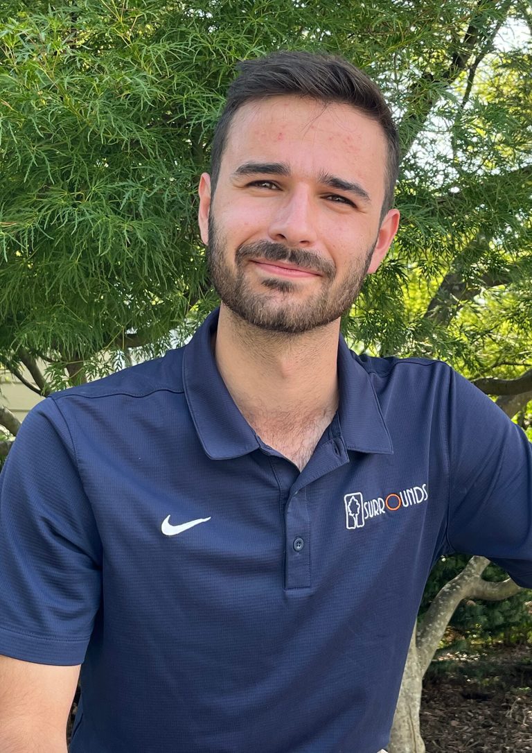 surrounds-garden-manager-jake-M